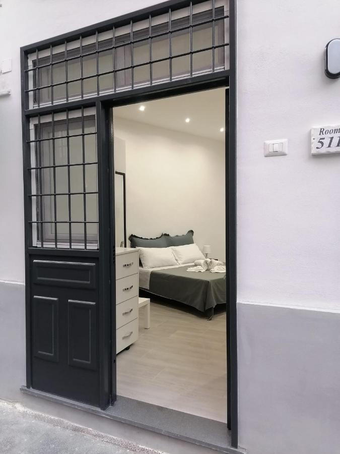 Apartment 511 *